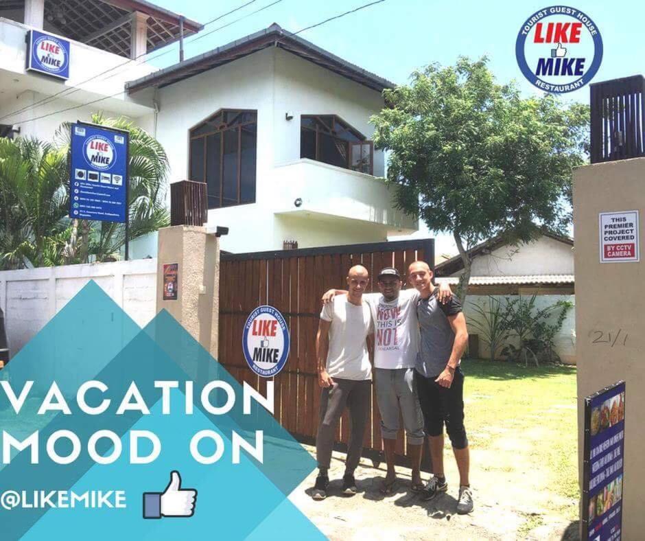 נגומבו Like Mike Tourist Guest House & Restaurant מראה חיצוני תמונה